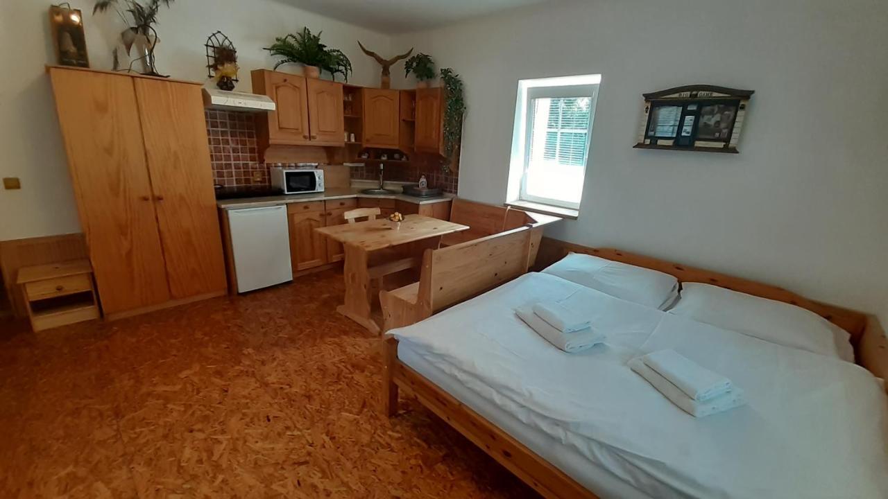 Resort Chribska Apartmany Adri ภายนอก รูปภาพ