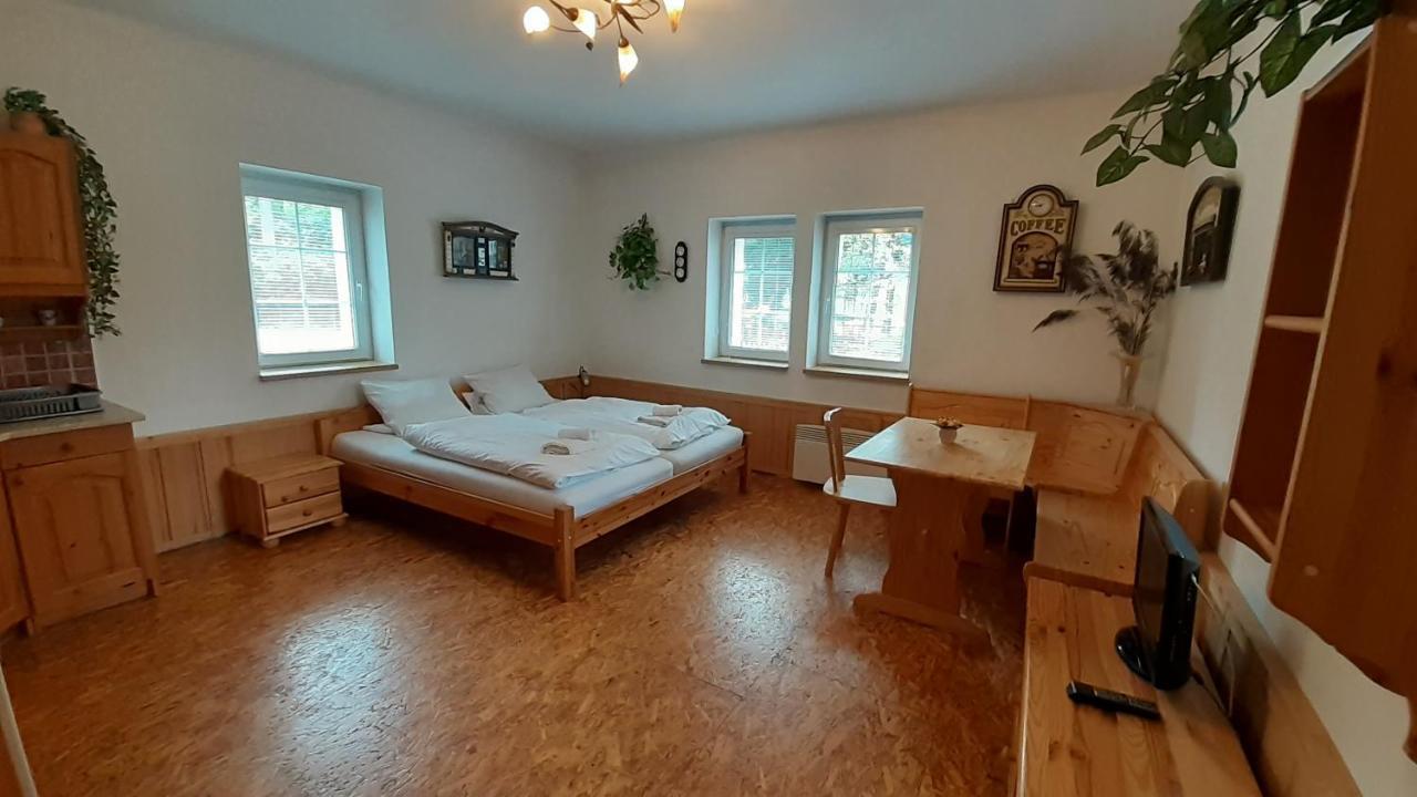 Resort Chribska Apartmany Adri ภายนอก รูปภาพ